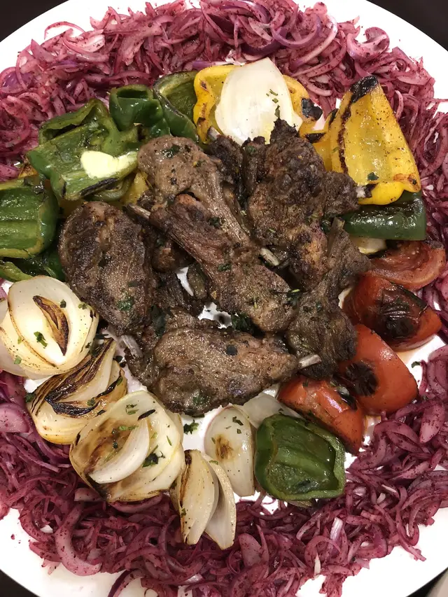 Grilled lamb chops #cooking #tiktokqatarifood #viralfood #dohaqatar #doha #qatar2022 #localfood #tiktokcooking #lambchops #tiktokfood 