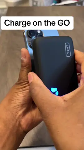 You need this Magnetic power bank to enable you charge on the go. #INIU  #iniupowerbank #iniupowerbank #foryoupage #fypツ #fyp #fypage #usa_tiktok 