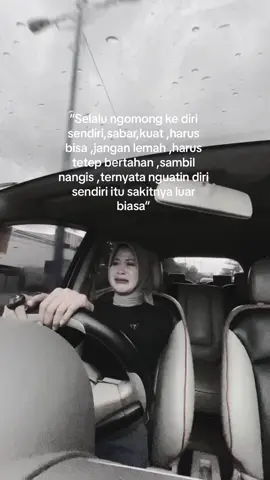 selalu merasa capekk tapi selalu inget kata kata ini “Tidak semua yang terbaik  itu bertahan, namun melepasakan juga menjadi pilihan terbaik jika bertahan terasa menyakitkan”.🥀