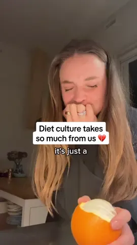 Diet culture takes SO much from us 🥺 the end of this audio broke my heart thinking about how many years I spent hating my body. On the other side of the horrible, all consuming thoughts is such a magical life ❤️. We are SO much more than our bodies ❤️. X #dietculture #poem 