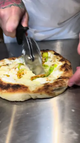 Ruoto con un impasto al 75%? LET's DO IT 🍕 📲 3761125596 📍 Via Zabatta, 105 Ottaviano 🅿️ gratuito