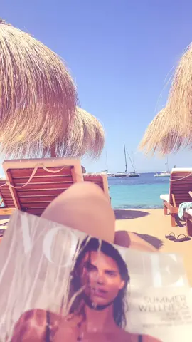 Heaven 🍹🪽 #fyp #foryou #foryoupage #beach #beachclub #pinacolada #tanning #vacation #majorca