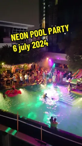Tomorrow, Pool Party! Saturday 6 July, 3PM-10PM 📍View Bangkok, Novotel Platinum See you all tonorrow! #poolparty #poolpartyBKK #bangkok #bangkokrooftops #bangkokevents #thailandparty 