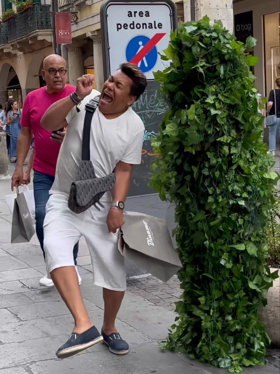 Top Reactions of @tourmeka #prank #funnyvideos #justforlaughs