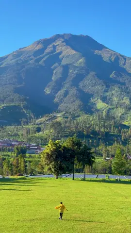 Jadi kapan kalian mau liburan, nanti aku videoin kayak gini? #wisata #sad #sadstory #sadvibes #guide #gunung #wonderfulplaces #temanggung 