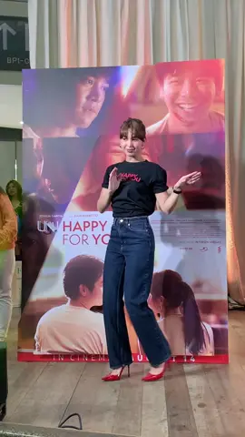 OUR DANCING QUEEN INDEED #UNHAPPYFORYOU