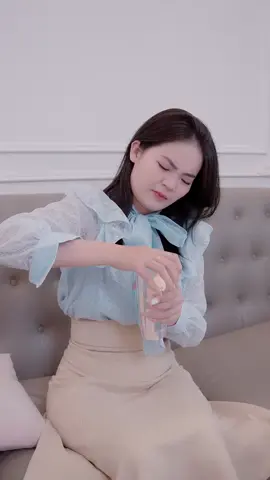 Giận thì giận mà thương thì thương  #tranngocphuongmai #phunu #suatam  #suatammeli #mairisvietnam #mcygroup #kemnam #ucchesacto #hoatchatvang  #tamtrang30s  #lighton30s #tamtrang #son #sonmoaz #sonmoi #sonli #nuochoa #kembody #body3days #reel #fbreel #kemchongnang #chongnang #6xprotect #chongnangmairris 