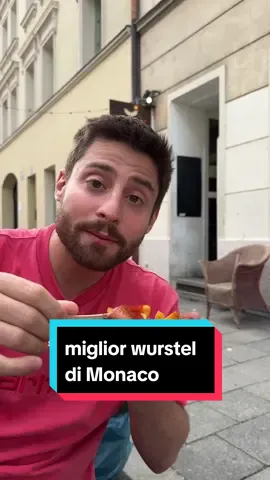 Da inserire nelle cose da fare a Monaco: il bratwurst! #cibo #foodblogger #foodbloggeritaliani #food #streetfood #bratwurst #monaco #wurstel #FoodTok 