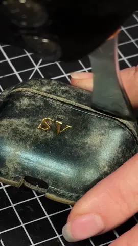 I took off her IPhone, AirPods and Apple Watch to make new covers and strap out of leather. Her reaction in the next part. #handmade #leathercraft 