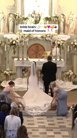 put them to WORK 🥰#bridesmaid #bridesmaids #bride #weddingday #weddingtok #maidofhonor #moh #maidofhonorduties #weddingdress #bridalera #bridalgown 