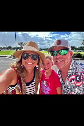 Pensacola Blue Wahoos baseball game & fireworks! One of the best baseball stadiums & some of the best fireworks!  ⚾️🧢♥️⭐️🇺🇸🙌🏻 #4thofjuly #fireworks #FamilyFun #baseball #summerfun #summertime 