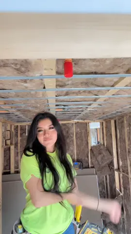 💋 #drywall #chirrokeros #tablaroca #sheetrock #construction #constructionworker #latina #viral #fypage 