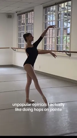 ngl they're kinda fun to do lol even though i was fighting for my life 🙃   #ballet #ballettok #dancersoftiktok #ballerinasoftiktok #pointeshoes #ballerina #balletlife 