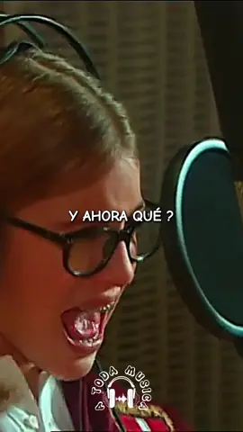Y AHORA QUÉ? #PatitoFeo #YAhoraQue #LauraEsquivel #LasPopulares #LasDivinas #Patito #Antonella #Lyrics #Letra 
