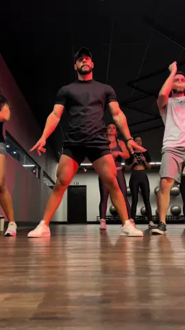 #dance #dancewithpubgm #dancer #dancechallenge #dancing #dancar #dancatiktok #coreografia #coreografias #coreography #pablo #pede #pra #eu #ficar #fitdance #fit #fyyyyyyyyyyyyyyyy #fy #fypシ #fyp #fyb #fybシ 