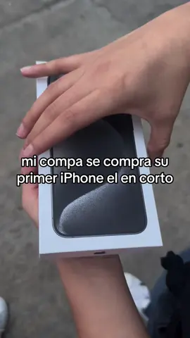 📱✨ ¡Mi amigo se acaba de comprar el iPhone 15 Pro Max y es una locura! 🚀🌟 1. 📸 Cámara increíble: Las fotos y videos nunca se han visto tan bien. 2. 🔋 Batería de larga duración: Olvídate de andar cargando todo el día. 3. 🖥 Pantalla impresionante: Los colores y la nitidez son de otro nivel. 4. ⚡️ Rendimiento ultra rápido: Perfecto para gaming y multitasking. ¡No puedo esperar para probarlo! ¿Qué piensan ustedes? 😍📲 #iPhone15ProMax #Apple #NuevoiPhone #TechLovers #Unboxing