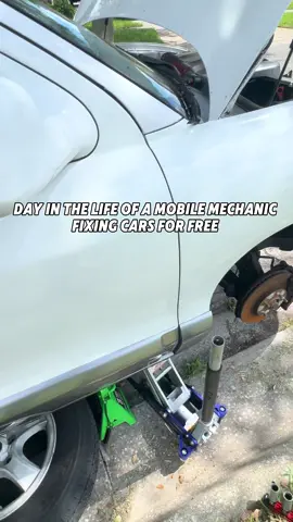 Fixing this Hyundai Santa Fe for Free, its Given Her So Many Problems. Part 1 . . . . . #mobilemechanic #mechanic #fyp #foryou #free #carsoftiktok #carsdaily #carslover #cars #dayinthelife #hyundai #santafe #carproblems #work #worklife #hustle #SmallBusiness 