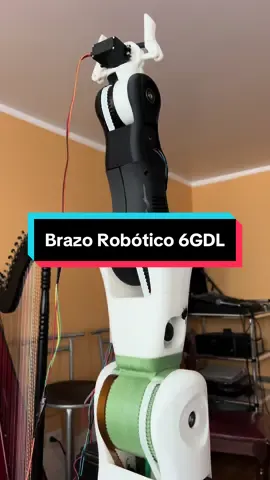Brazo robótico 6GDL #3D #mecatronica #programacion #arduino #python #robotica #fyp 