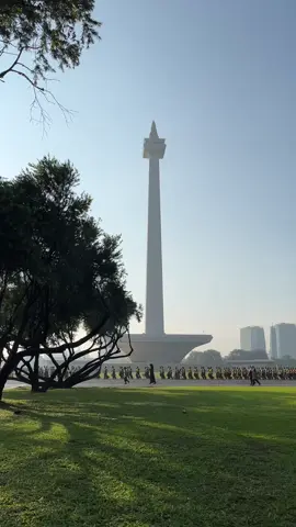 Jogging di monas > gbk for sure 🍃 #monumennasional #jogging #jakarta #jakartapusat 