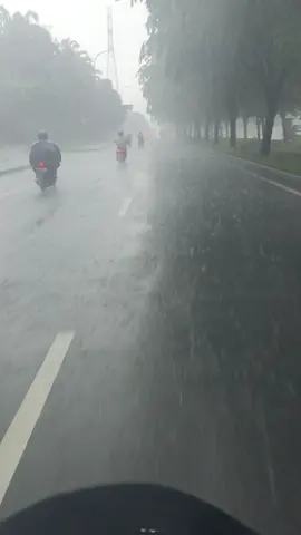 masokkk #mm2100 #lewatberanda #cikarang 