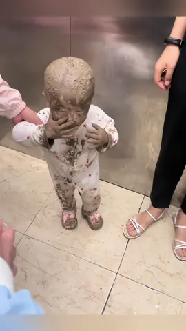 Em là búp măng non em lớn lên trong ruộng rau cần😵😵 #conyeu #haihuoc #mevabe #mebimsua #gocconyeu #embehaihuoc #embedangyeu #embedethuong #chamcon #nuoicon #gocconcung #reviewmevabe #embedethuong #bupmangnon 