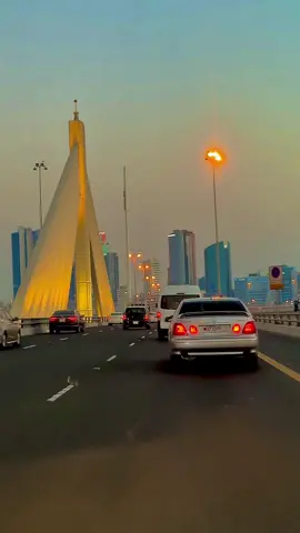 Some are living while dying from inside ❤️‍🩹 #bahrain #foryoupage #🇧🇭 #fyp #foryou #feelings #drive 