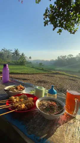 Sarapan with view 😍😍 #fyp #kulinermagelang 
