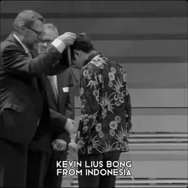 Keren bgtt sepuh kimia kita @kevin_lius_bong hattrick IChO (Olimpiade Kimia Internasional) 🥈🥈🥉 #kevin #clashofchampions #NUS #ruangguru #fyp 