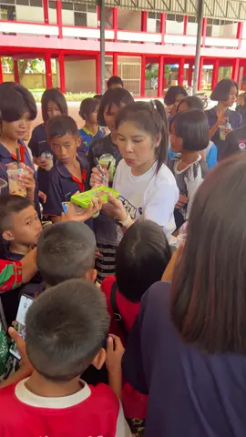 อิ่มบุญ อิ่มใจ มากๆเลยค่ะ#พี่บีพี่โบว์ @พี่บี&พี่โบว์ 