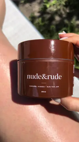 @nude&rude Nije plaćena reklama već iskrena preporuka! #somalinude #jam #sun #tanning #fyp #foryoupage #foryou #fyppppppppppppppppppppppp 