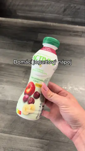 Určo vyzkoušej! 😘 na léto zn. ideál! 🥰  #noahoj#varimeprochlapy#viral#jogurt#drink  Jogrutový nápoj, jogurt, léto, drink