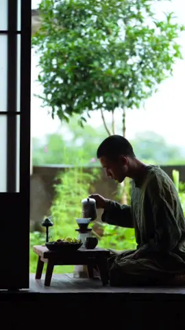 Ngừng so sánh và phát triển bản thân mình… #đammê #khonggiantradao #trà #xuhuong #thuongtra #phongtra #khonggianthuongtra #khonggianuongtra 