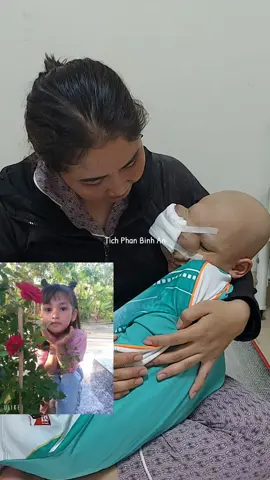 Hình con lúc chưa bệnh xinh lắm. Căn bệnh quái ác đã hành con ra nông nổi này. Mọi người giúp con lời cầu nguyện để con được bình an.  #bebaothy  #tichphanbinhan #ketnoiyeuthuong  #xuhuong 