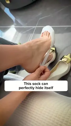invisible socks anti slip for women wearing high heels #antislipsocks #invisiblesocks #socksforwomen 