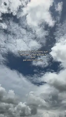 Buenos días 🙇🏼‍♂️🙇🏼‍♂️#jovenescristianos #diosteama #buenosdias #frase #cristianos 
