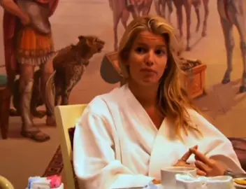 Replying to @coffeecoffeecoffee_ Replying to @Megan Khalidi Newlyweds: Nick & Jess, Season 2, Episode 1. #jessicasimpsonthrowback #newlyweds #nickandjess #nicklachey #mtvnewlyweds #2000s #2000spopculture #2000sthrowback #mtvrealitytv #oldschoolmtvtiktok #realitytv #realitytvclips #realitytvtiktok #mid2000snostalgia #2003 #whenmtvwascool #whenmtvhadgoodshows #millennial #2000sfashion 