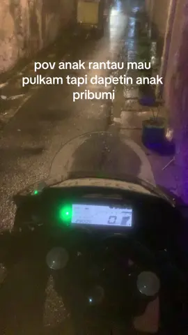 mana dah siap bawa tas lagi🥲