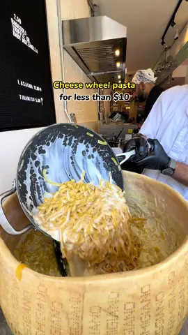 This restaurant is offering cheese wheel fettuccine alfredo pasta for less than $10 – Pasta de Pasta📍  Location: 192 1st Ave., New York, NY 10009, United States Who would you take here?  #nyctop3 #nycfood #nycfoodie #pastanyc #newyorkcityeats #nycfoodreview 