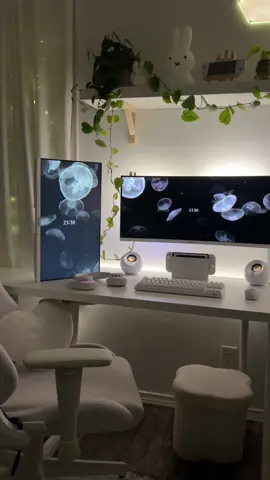cozy evenings🪼 #pc #pcsetup #GamingSetup #desksetup #cozygaming #pinterestaesthetic #pcgaming #techtok #gamingroom #desk 