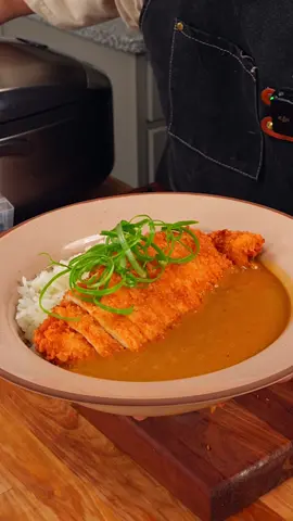 If this was the only thing I ate forever, I’d be happy 😌 Ingredients:  - Chicken Chest (1) - Salt (tt) - Flour (1 cup) - Egg (2) - Panko (1 cup) - Fry Oil -  - Sweet Onion (1) - Carrot (2) - Sweet Apple (½) - Garlic (4 cloves) - Chicken Stock (2 cups) - Water (2 cups) - Worcestershire (2 tbsp) - Katsu Sauce (2 tbsp) - Soy Sauce (2 tbsp) - Salt (tt) - White Pepper (tt) Japanese Chicken Katsu Curry #cooking #Recipe #quickrecipes #EasyRecipe #japanesefood #curry @Kikkoman USA @Kettle & Fire @KitchenAid 