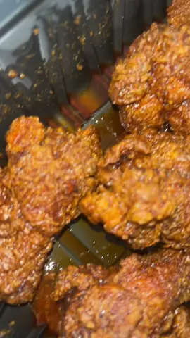 Popeyes Crispy (enough) Wings Mukbang #Foodie #foodtiktok #food #fypage #eating #popeyes #chicken 