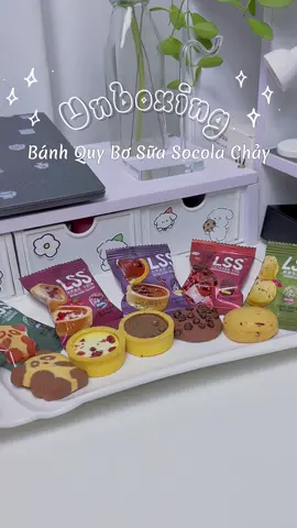 Trờii oi. Bánh quy socola chảy nên mua nên mua, tui ăn quá nhiều ròi, ngon lắm 🍪🥨🥠 #banhquy #anvat #food #ancungtiktok #reviewanngon #fyp #xuhuong #unboxing #unbox #halinhreview 