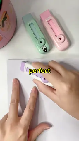 I wish I had this retractable eraser when I was a kid. 😊🧒 #retractableeraser #eraser #pencileraser #schoolkids 