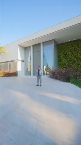 R$110.000.000,00 Barato ou caro? #casa #corretordeimoveis #corretoradeimoveis #mansao #imoveisdealtopadrao #imoveis #imoveisavenda 