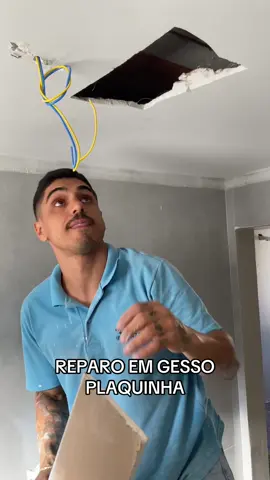 Veja como foi feito reparo no teto de gesso plaquinha #gesso #obra #meme #gesseirosdobrasil #goiania 