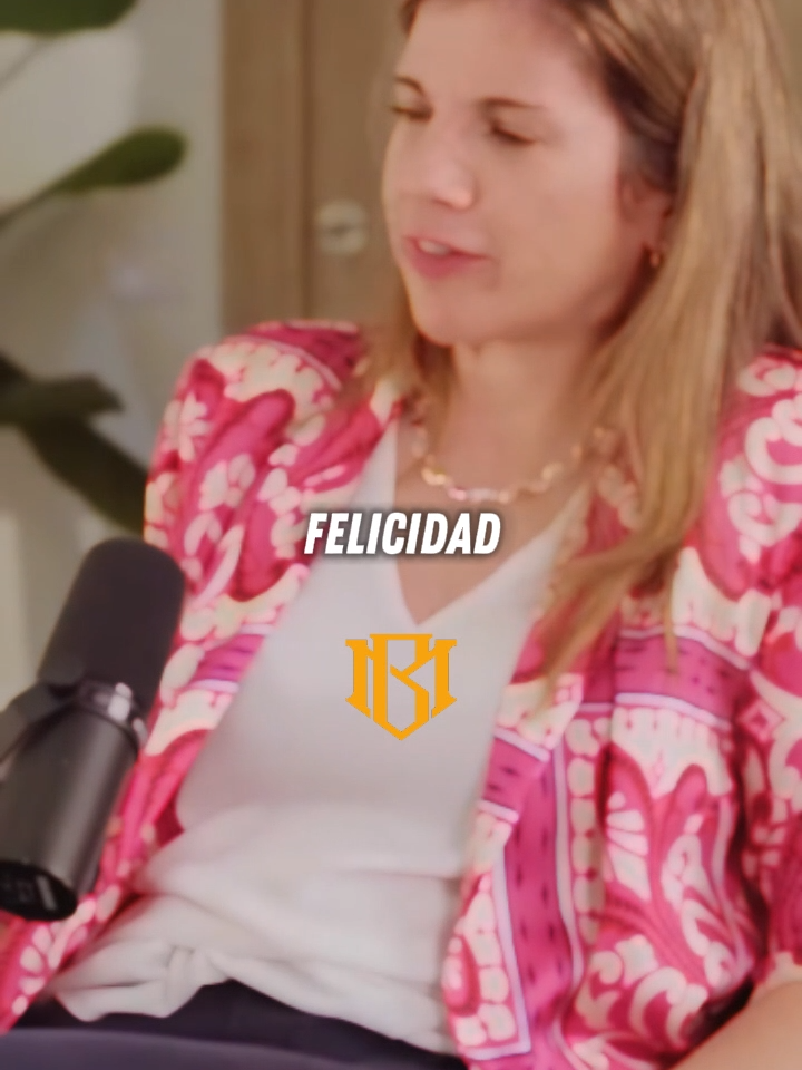 ¿La Felicidad dura para siempre? #marianrojasestape #mentebrillante #lafelicidad  Siguenos también en: @elartedemejorar @cortesinspiradoreses