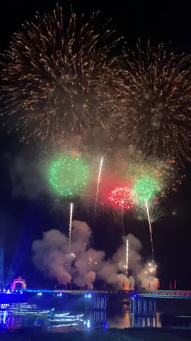 Pháo hoa Lễ Hội Vì Hoà Bình Tại Cầu Hiền Lương #lehoivihoabinh #cauhienluongsongbenhai #quangtri74 #xuhuongtiktok 