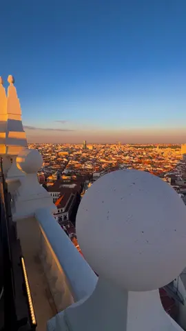 #rooftopbar360 #rooftopbar #rooftop #madrid #madridespana #hotelriu #hotelriuplazaespaña #panaromic #atardecer #riuplazaespaña #madridcentro #plazaespaña 