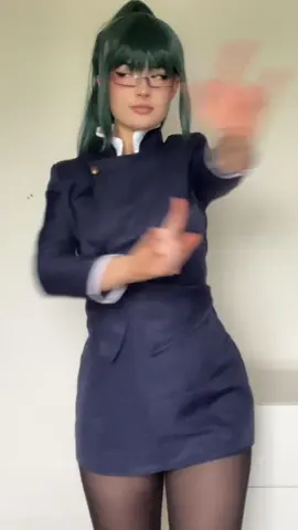 i think of her when i hear this song #makicosplay #maki #jjk #jjkcosplay #makizenin #cosplay 