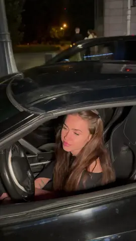 Noc jest magiczna….. ale nie zawsze ……… #corvettec7 #dziewczynka17 #gabi #ferrari #russainkids #pilotgirl #fast #corvettecrush 